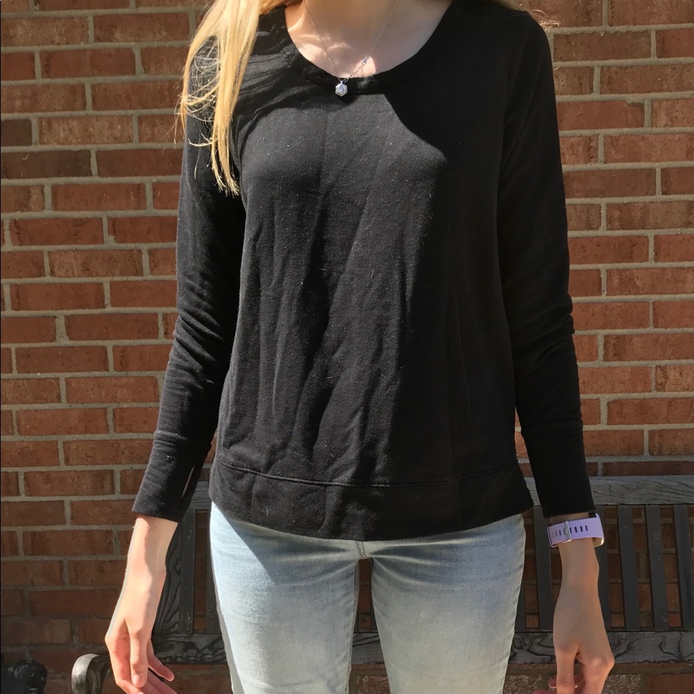 Athletic long sleeve